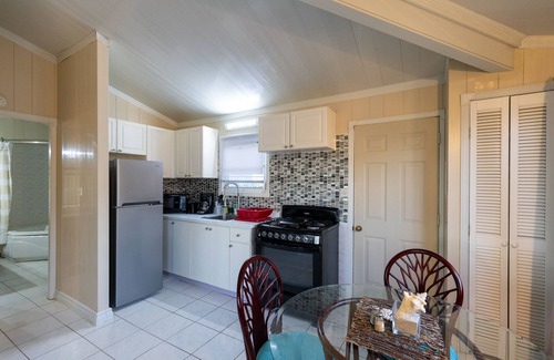 Cades Bay Apartment | South Coast Horizons