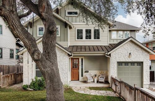 Travis Heights House | South Congress Craftsman