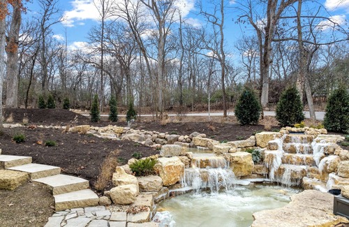 Zenda House | South Elder Acres: Log Cabin w/Indoor Pool