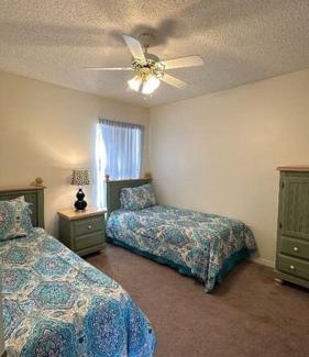 Crescent Lakes House | South Facing Private Pool & Spa - Family Friendly Vacation Home with White Rose Villas
