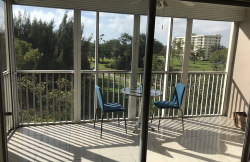 Survey Creek Condo | SOUTH FLORIDA RESORT CONDO