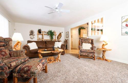 West Yellowstone House | South Fork Cabin