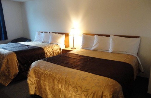 Red Deer Hotel | South Hill Motor Inn