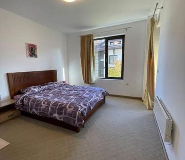 Razlog Apartment | South Mountain Apartment