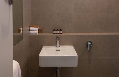 Tuncurry Hotel | South Pacific Palms Motor Inn