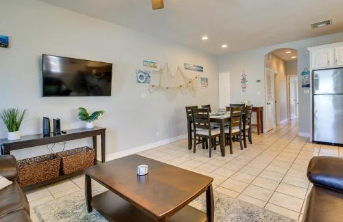South Padre Island Apartment | South Padre Island Condo with Shared Outdoor Pool!