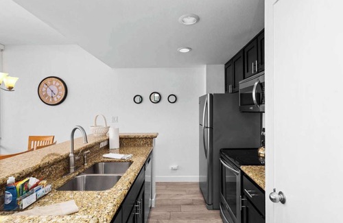 South Padre Island Condo | South Padre Resort Rentals - Sunchase IV #705