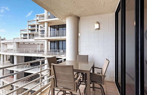 South Padre Island Condo | South Padre Resort Rentals - Sunchase IV #705