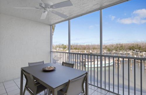 Captiva House | South Seas Bayside Villa 4116 - Newly Renovated Marina View Condo
