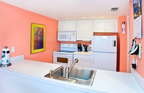 Captiva Condo | South Seas Beach Front king bed sleeper high floor pool renovated 2023