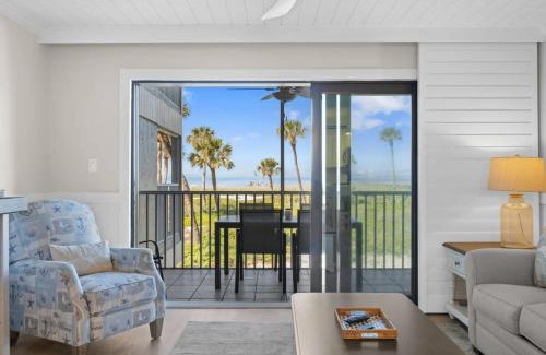 Captiva House | South Seas Beach Villa 2614 - Deluxe Beachfront Residence
