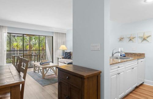 Captiva House | South Seas Villa 3221 - Modern Residence with Great Amenities