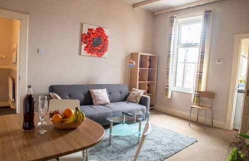 South Shields Apartment | South Shields Metro is less than 10 min walk away