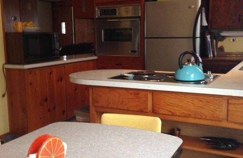 Canastota House | South Shore Sandy Beach & Spectacular Sunsets