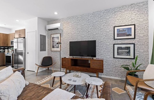Downtown Chattanooga House | South Side Modern | Downtown Living | A+ Location., South Side Modern | Downtown Living | A+ Locatio