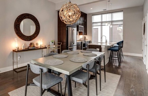 East End - Valley Street House | South Slope Skyhaus with Rooftop Terrace