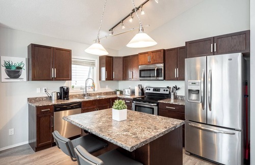 Fort Gary House | South Wpg+ Beautiful 4 Bdr 3 Bath+Garage
