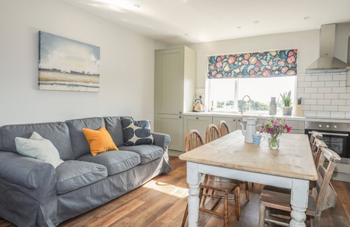 Holyhead Apartment | Southcott Apartment