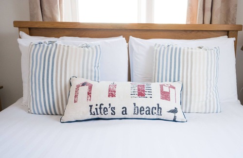 Boscombe Bed & Breakfast | Southern Breeze Lodge