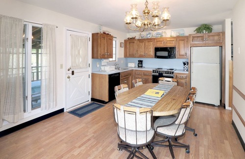 Deep Hole House | Southern Dream - Water views; Screened porch!