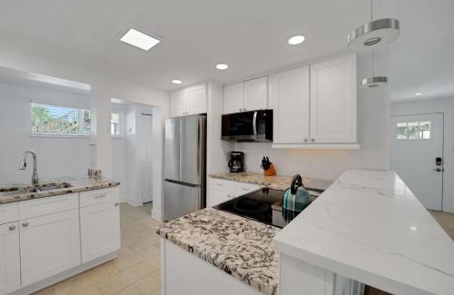 Siesta Key Village House | Southern Exposure