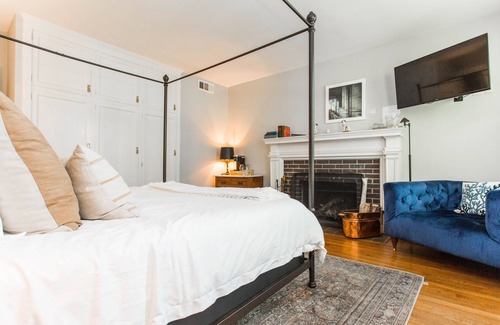 Southmoreland House | Southmoreland on the Plaza an Urban Inn