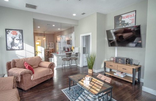 Southtown House | Southtown Classic