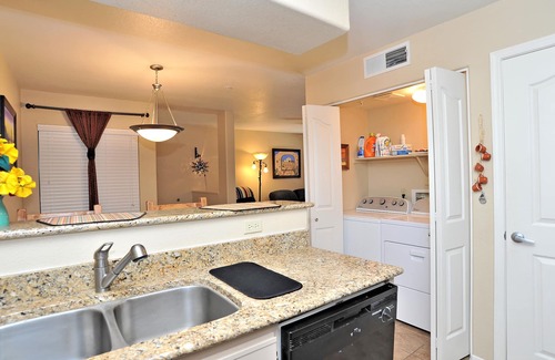 Sunrise Mountain View Estates Condo | Southwest Apt near Sabino Canyon