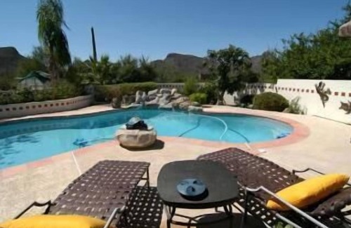 Tucson Apartment | Southwest Casita Oasis
