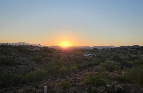 Fountain Hills House | Southwestern Desert Escape Pool, Hot, Tub, Sleeps 12