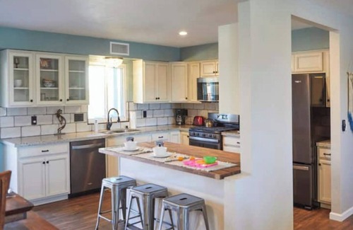Tucson House | Southwestern eastside adobe with private pool!