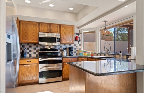 Oro Valley House | Southwestern Paradise, Simply Classic