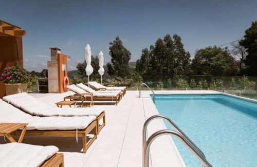 Pacos de Gaiolo Villa | Souto Village - by MET - Private Pool & Lemon Farm