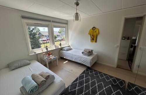 Kalmar House | Sovrum i villa