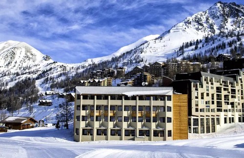 Isola Apartment | SOWELL RÉSIDENCES New Chastillon* - 2 Room Apartment Cabin 6 People