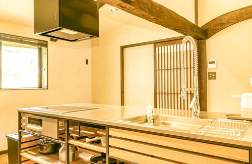 Maibara House | Soyomo