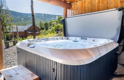 Saint-Philemon House | Spa and Mountain - Le Tennessee Whiskey