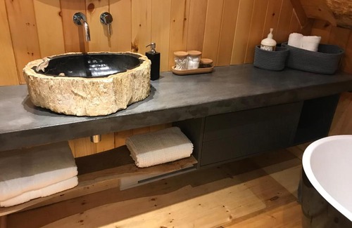 Lac-Saguay House | SPA Chalet Bois Round, Lac Ruisseau et Montagne