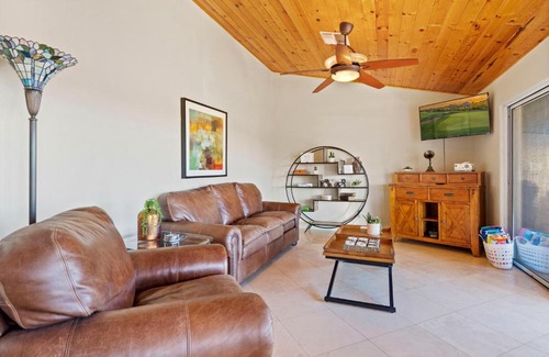 Arrowhead Ranch House | Spa, Covered Patio Upscale Phoenix Oasis!