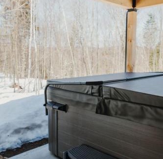Chertsey Ski Chalet | Spa & Lake - Orphee