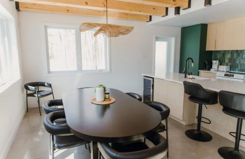 Chertsey Ski Chalet | Spa & Lake - Orphee