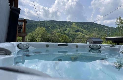 Saint-Philemon Ski Chalet | SPA Montagne Table de babyfoot - Le Pionnier
