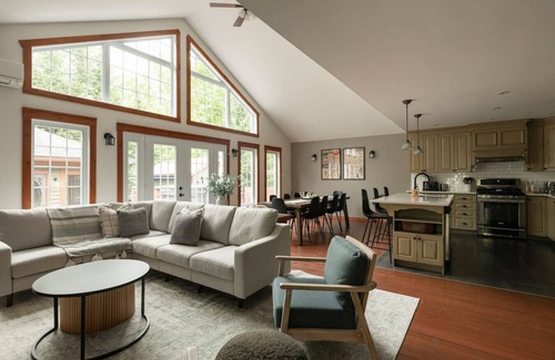 Saint-Faustin-Lac-Carre House | Spa Pool Kid Gym Bike/AquaPark Firepit