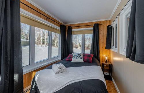 Baie-St-Paul Ski Chalet | Spa, sauna et foyer : Le Phare de Baie-Saint-Paul