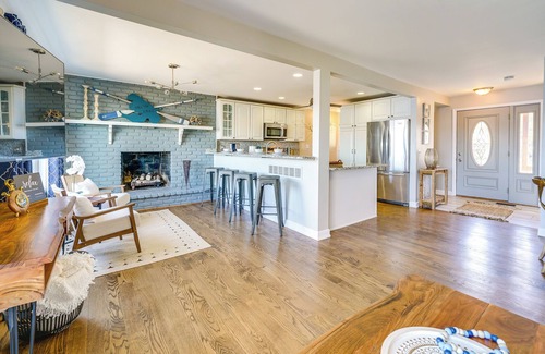 White Lake House | Spacious Lakefront Home in White Lake