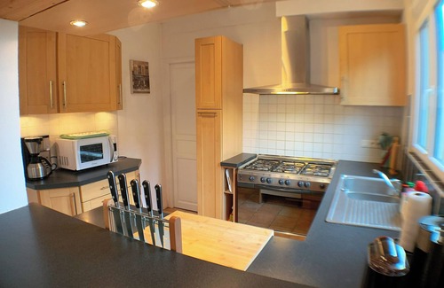 Chenac-Saint-Seurin-d'Uzet House | Spacious 3-bedroom family home with enclosed garden