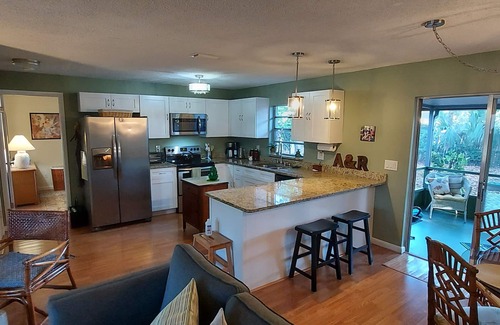 Titusville House | Space coast Tranquility 3 bedroom, 2 bath centered in Nature, Space and History