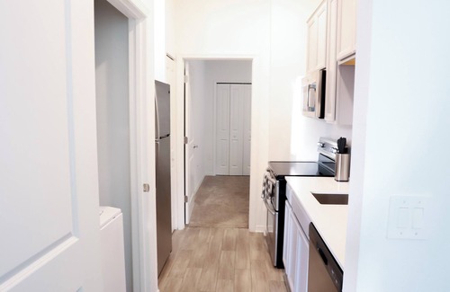 Haines City House | Space for 4 people near Legoland, Disney, and theme parks