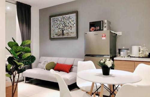 Kampung Sembulan Baru Apartment | Space Grey/Opposite IMAGO/KK City Center