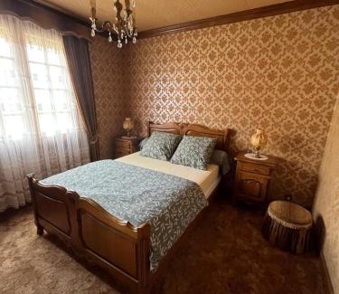 Luche-Pringe House | Spacieuse maison de village